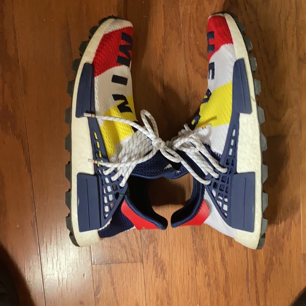 Adidas Human Races - Picture 3 of 6